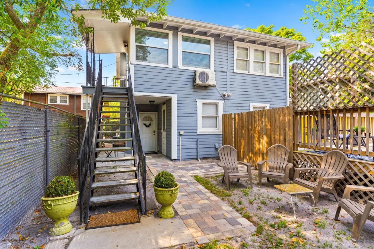 Four Different Options At One Great Location-- 1 - Spacious 3 Bed 2 Bath House Or 2- 2Nd Floor 2 Bed 1 Bath Guesthouse Or 3- 1St Floor Studio Or 3- A Tiny Home Rv Tampa Dış mekan fotoğraf